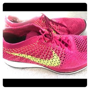 Nike women’s basketball sneakers